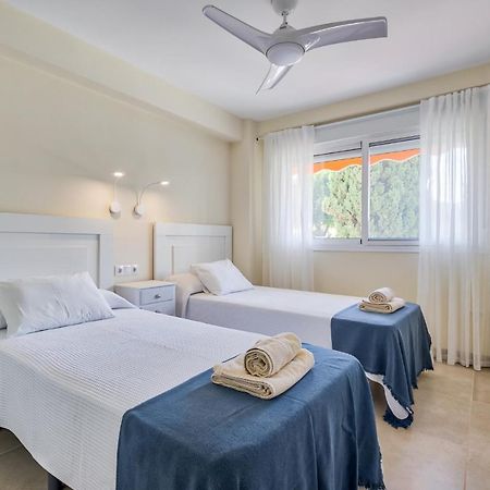 Sur Suites Alhambra Фуeнхирола Екстериор снимка