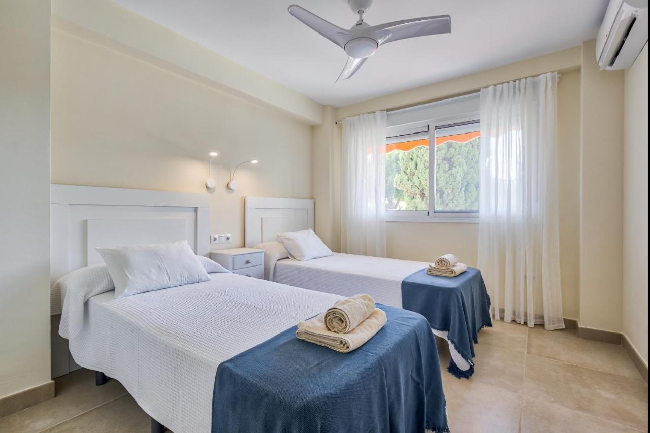 Sur Suites Alhambra Фуeнхирола Екстериор снимка