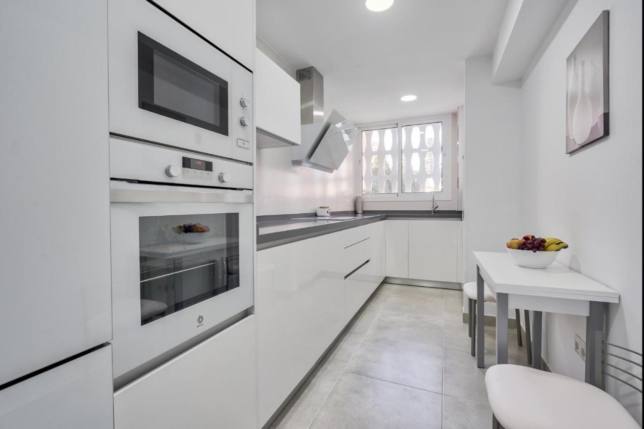 Sur Suites Alhambra Фуeнхирола Екстериор снимка