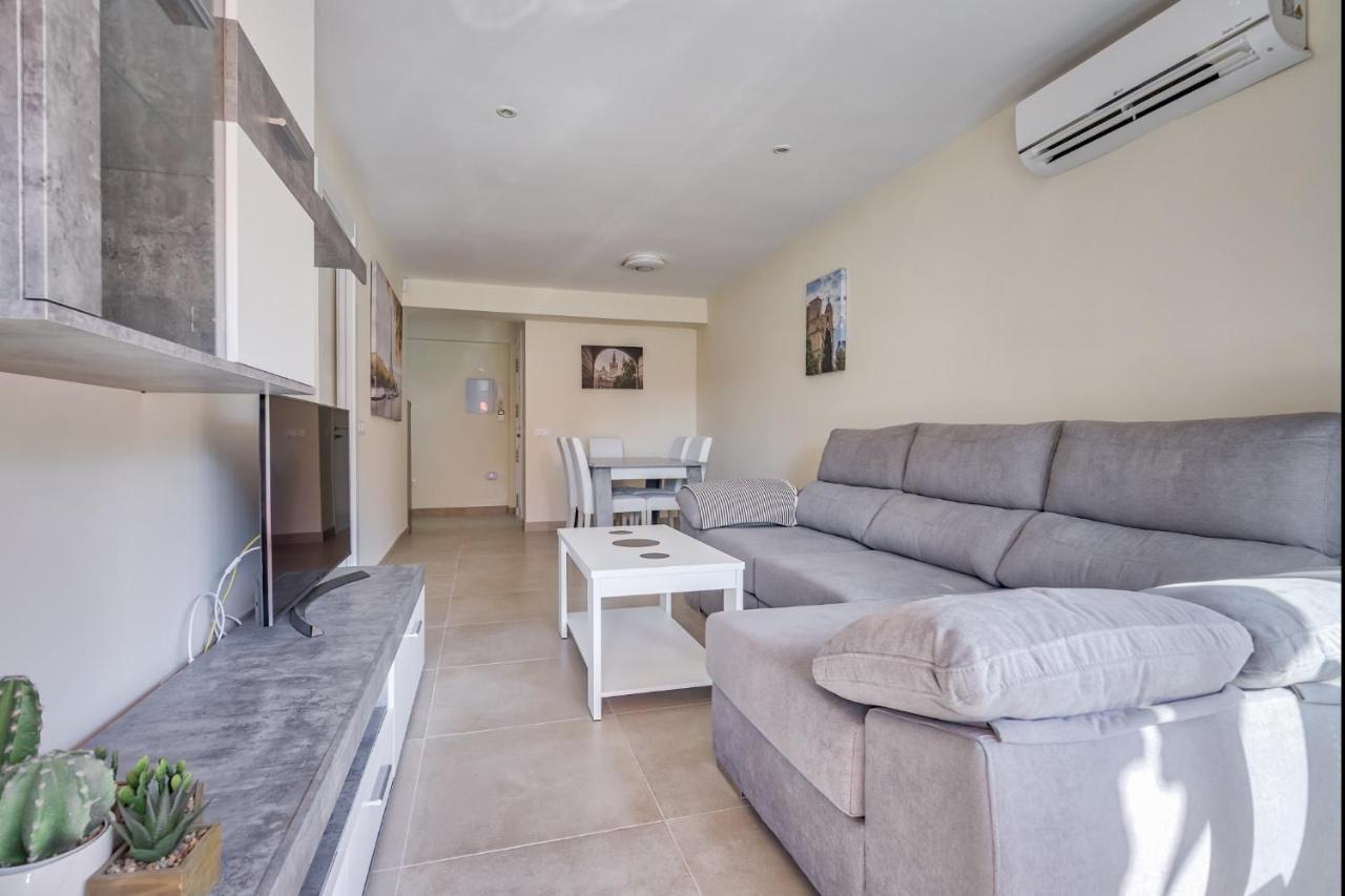 Sur Suites Alhambra Фуeнхирола Екстериор снимка